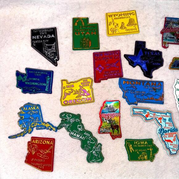 Vintage Magnetic Collectors Map US Traveler Collection Board & 28 State Magnets - Picture 6 of 9